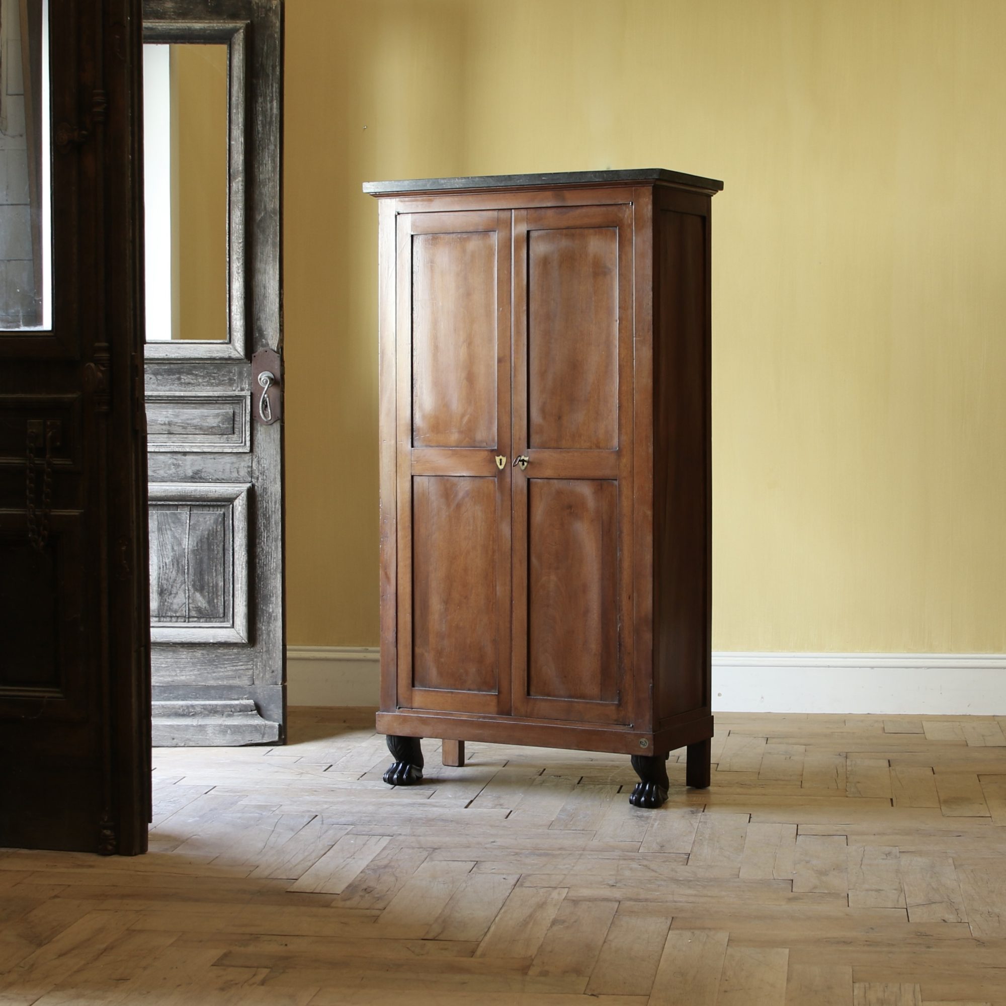 156-32 - Empire Cupboard